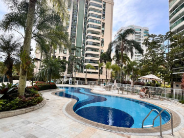 Pra�a Tel� Santana - Am�ricas Park